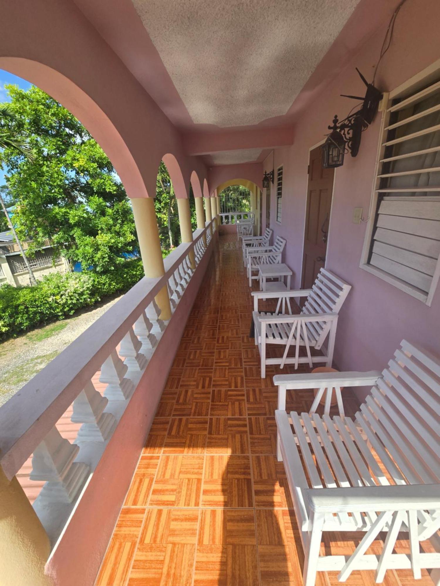 Little Shaw Park Guest House Ocho Rios Exterior photo