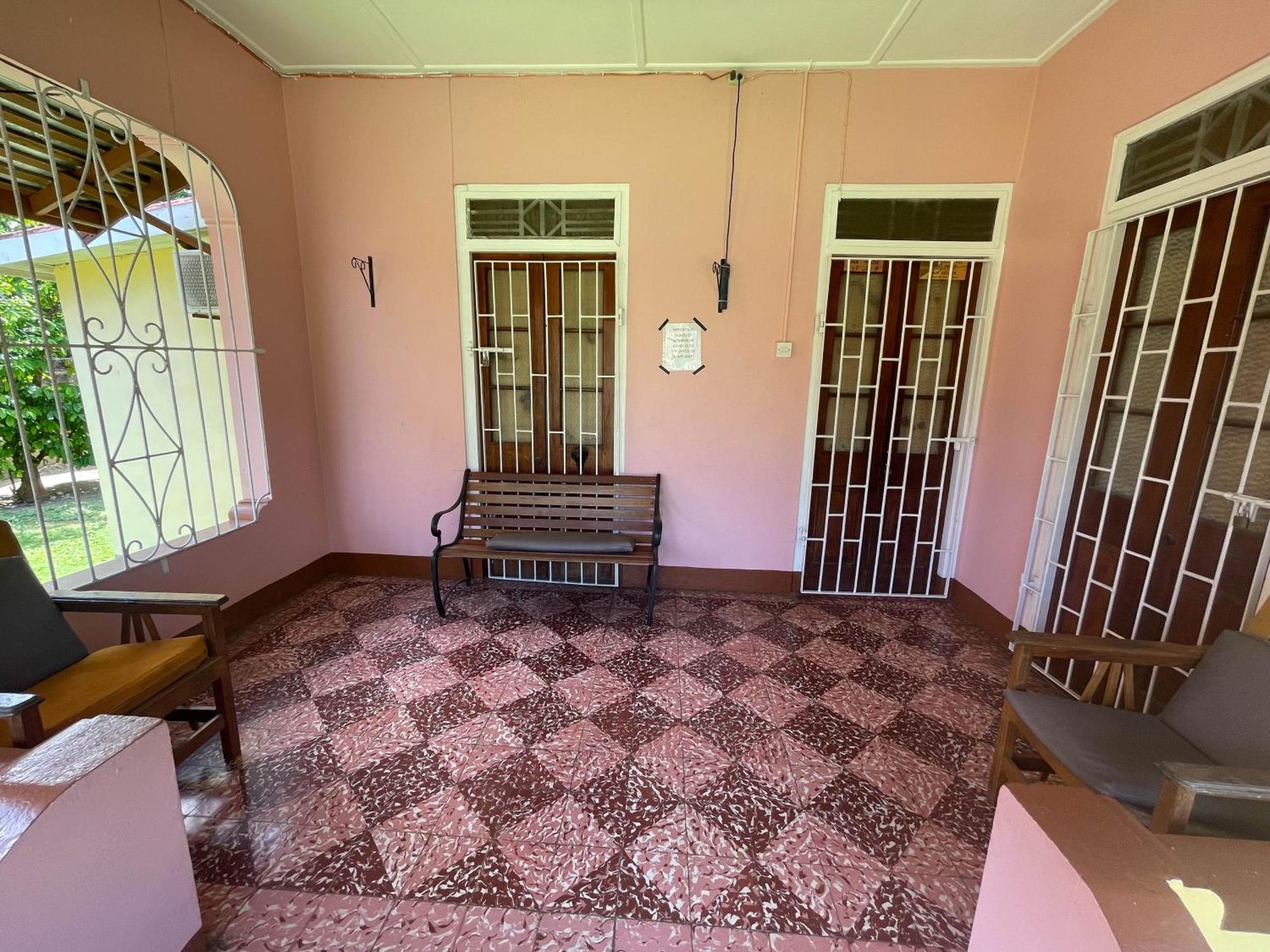 Little Shaw Park Guest House Ocho Rios Exterior photo